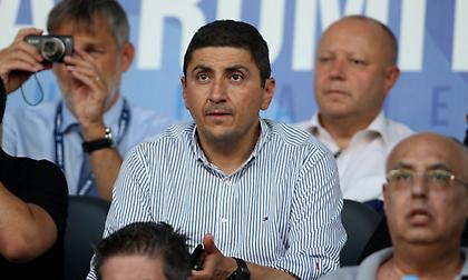 Συναντήθηκε με τον γενικό γραμματέα της FIBA ο Λευτέρης Αυγενάκης