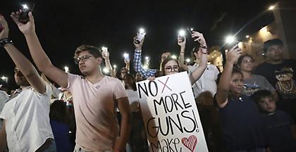 Συγκλονισμένος ο πλανήτης από το αιματοκύλισμα σε Οχάιο και Ελ Πάσο (pic)