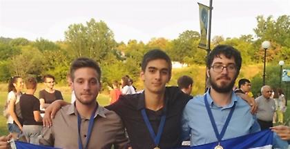 3 μετάλλια για τους μαθηματικούς του ΕΚΠΑ σε διεθνή φοιτητικό διαγωνισμό