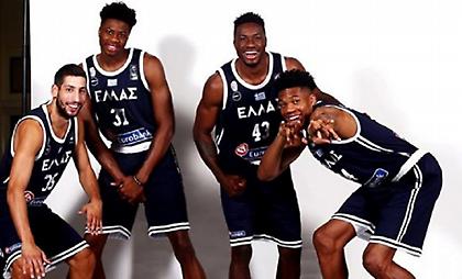 Η φωτογραφία με άρωμα... Φιλαθλητικού του Γιάννη από την Εθνική (pic)