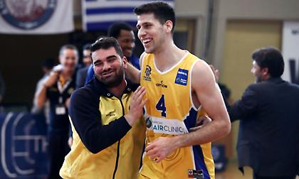 Παρέμεινε στο Λαύριο ο Λούντζης