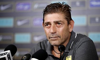 Καμπάνα της UEFA σε Παντελίδη, δεν κάθεται στον πάγκο με την Μόλντε