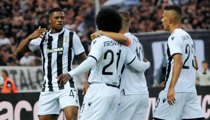 «Τι παιχτάρα είναι αυτή ρε φίλε; - Δίδαξε μπάλα τα παιδάκια του Άγιαξ»