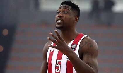 Τσέρι: «Μεγάλο βάρος στους ώμους μου»