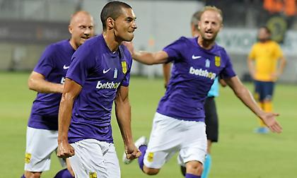 Ντιγκινί: «Σοβαροί και συγκεντρωμένοι, σημαντικό να πετύχουμε γκολ»