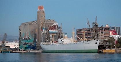 Επιστρέφει στον Πειραιά με μηχανική βλάβη Flying Dolfin με 66 επιβάτες