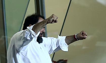 Πανηγύρισε με σφιχτές γροθιές ο Μαρινάκης (pic)