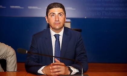 Αυγενάκης στον ΣΠΟΡ FM για Ολυμπιακό: «Να αποφασίσουν τι θέλουν οι εμπλεκόμενοι»