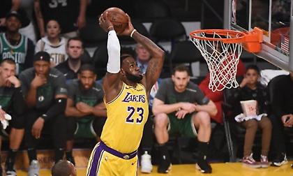 ΛεΜπρόν: Στο Space Jam 2 θα παίξει μπάσκετ ο… ντουμπλέρ του! (photo)