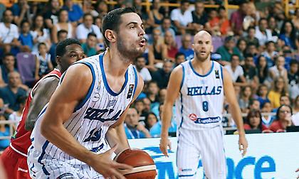 Παπαπέτρου στον ΣΠΟΡ FM: «Δεν έχουμε να χωρίσουμε κάτι. Μόνο η Εθνική ενώνει τους Έλληνες»