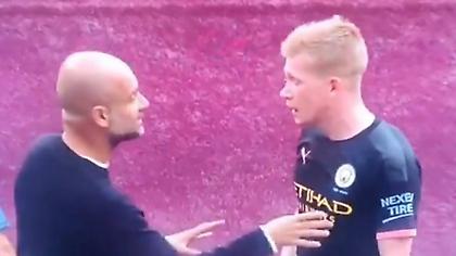 Οι παρατηρήσεις του Γκουαρντιόλα στον Ντε Μπρόινε, ενώ η Σίτι κέρδιζε με 3-0! (video)