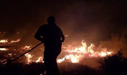 Φωτιά σε οικόπεδο στην Νέα Πεντέλη