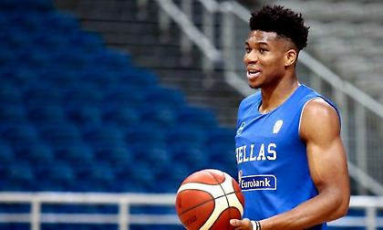 Γιάννης Αντετοκούνμπο: Συναντήθηκε με τον… θαυμαστή του Τζέφρι Πάιατ (photo)