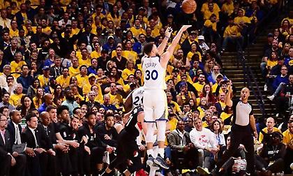 Στεφ Κάρι: «Όρακλ Αρίνα θα μου λείψεις» (video)