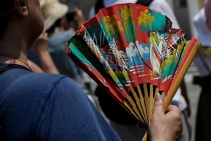 Καιρός: Παραμένει στα «κόκκινα» ο υδράργυρος