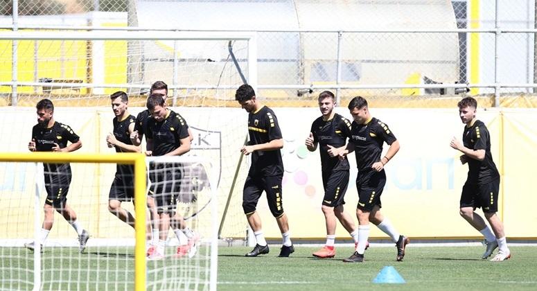 Σταθερά ατομικό Τσιγκρίνσκι και Κλωναρίδης