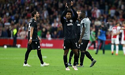 Μπίσεσβαρ: «Ο διαιτητής έδωσε εύκολα γκολ στον Άγιαξ»