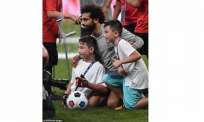 Μεγαλείο και ανθρωπιά από τους παίκτες της Λίβερπουλ και της Τσέλσι! (vid)