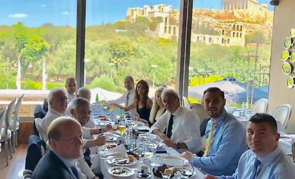 Το γεύμα της ΑΕΚ σε UEFA και Κραϊόβα