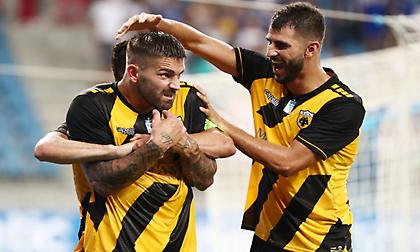 Με Λιβάγια και Ολιβέιρα η ενδεκάδα της ΑΕΚ