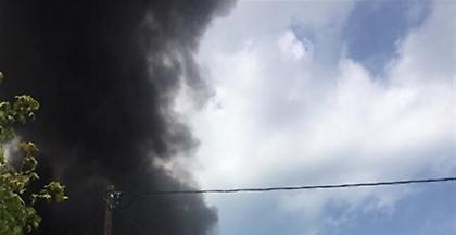 Θέρμη: Πυρκαγιά κοντά στο αεροδρόμιο Μακεδονία (pics-video)