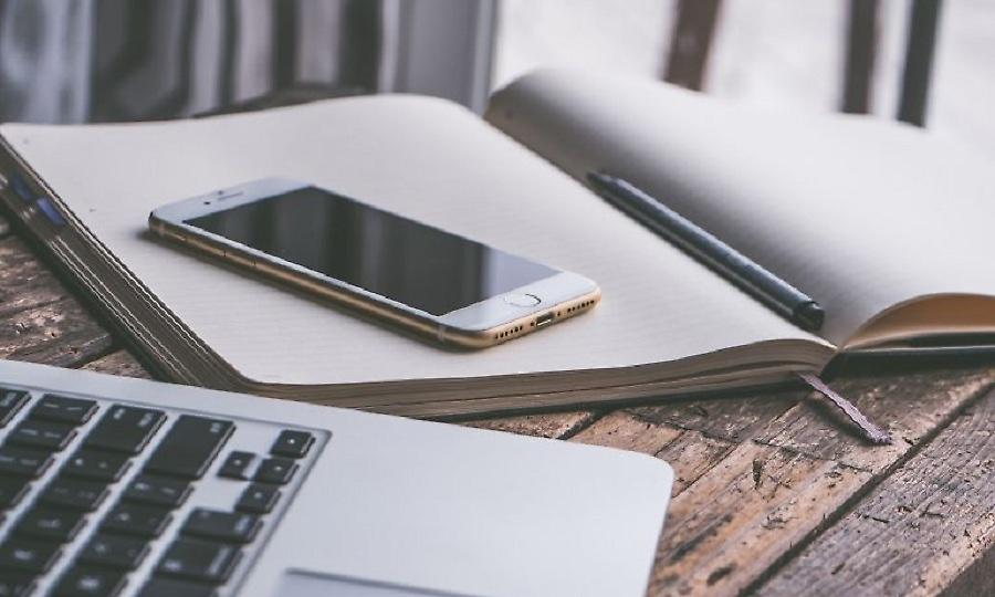 Αλλάζει όνομα το νέο iPhone
