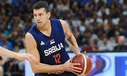 Νέα απώλεια γκαρντ για τη Σερβία: Χάνει το Παγκόσμιο ο Μιλοσάβλιεβιτς