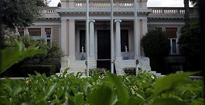 Mε το βλέμμα στη ΔΕΘ το Μαξίμου