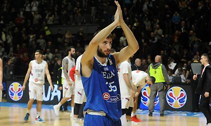 Σαλούστρος: «Το να αγωνιστώ με την Εθνική ήταν άπιαστο όνειρο»