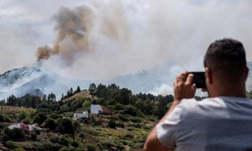 Γκραν Κανάρια: Mαίνεται η πυρκαγιά - Πάνω από 4.000 άνθρωποι απομακρύνθηκαν