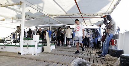 Πολιτική διαμάχη Σάντσεθ-Σαλβίνι για προσφυγικό-Η Ευρώπη δεν βρίσκει λύση