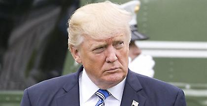 Ο Τραμπ ζητά να γίνεται δεκτή η απόλυση υπαλλήλων επειδή είναι διαφυλικοί