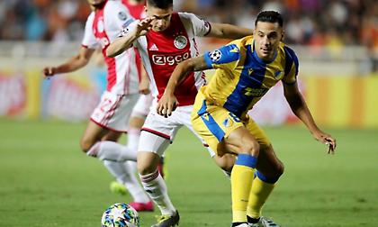 Το δοκάρι του ΑΠΟΕΛ με τον Άγιαξ (video)