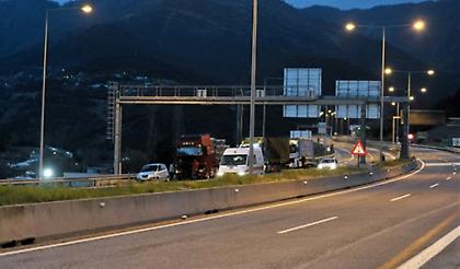 Θεσσαλονίκη: Ένας νεκρός και δύο τραυματίες σε τροχαίο στην Εγνατία Οδό