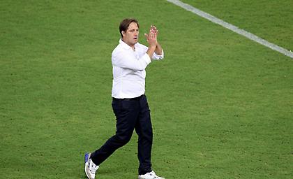 Μαρτίνς: «Αφιερωμένη στον φροντιστή μας. Δεν περάσαμε ακόμη»