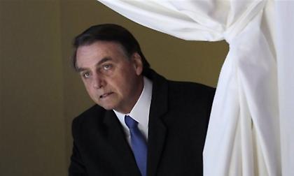 Ο Αμαζόνιος φλέγεται-Ο Μπολσονάρο κατηγορεί τις περιβαλλοντικές οργανώσεις