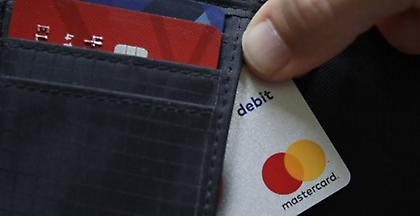 Γερμανία: Κλοπή 90.000 προσωπικών δεδομένων πελατών της Mastercard