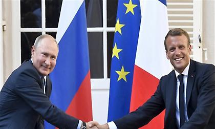 ΗΠΑ: Πιθανή επανένταξη της Ρωσίας στην G7