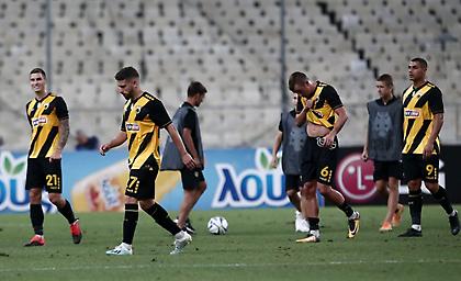 Οπαδοί της ΑΕΚ πήγαν στο ΟΑΚΑ για να διαμαρτυρηθούν