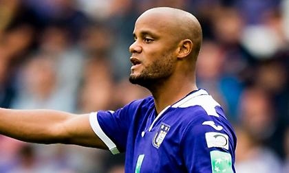 «Τέλος» από προπονητής στην Αντερλεχτ, παραμένει ως αρχηγός ο Κομπανί