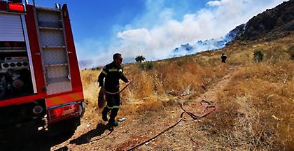 Πολύ υψηλός ο κίνδυνος φωτιάς το Σάββατο, υψηλές θερμοκρασίες και άνεμοι