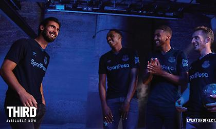 Η εντυπωσιακή 3η φανέλα της Έβερτον!