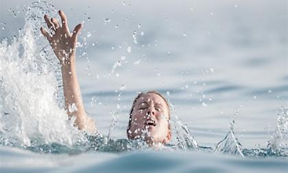 Ρέθυμνο: Την παρέσυρε θαλάσσιο ρεύμα και παραλίγο να βρεθεί Γαύδο!