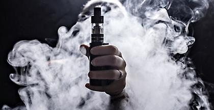Καταγράφηκε ο πρώτος θάνατος από ηλεκτρονικό τσιγάρο