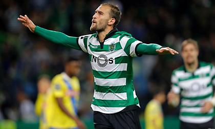 Έκλεισε στην Άιντραχτ ο Ντοστ