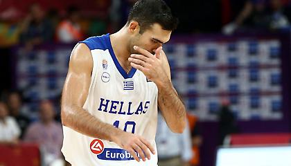 Αυτόν σκέφτεται να «κόψει» ο Σκουρτόπουλος για τη θέση του Σλούκα!