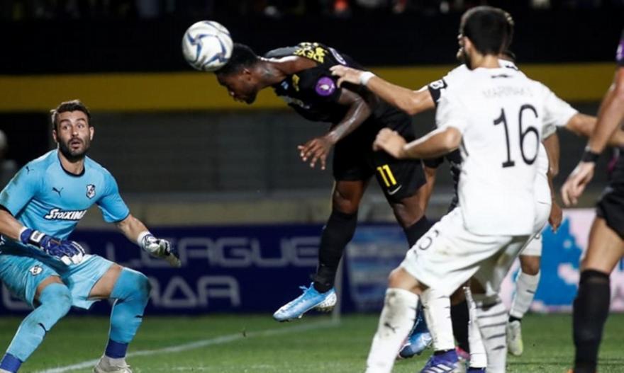 Άρης: «Αν δεν είναι αυτό πέναλτι, τότε ποιο είναι;»