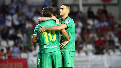 Πέφτει από την Ακρόπολη και βρίσκει πορτοφόλι η Σοσιεδάδ