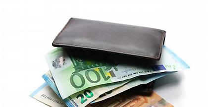 Οι πέντε µειώσεις φόρων που «κλείδωσαν» για το 2020