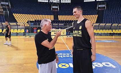 Μιλόσεβιτς: «Ανυπομονώ να αγωνιστώ στο Παλέ»